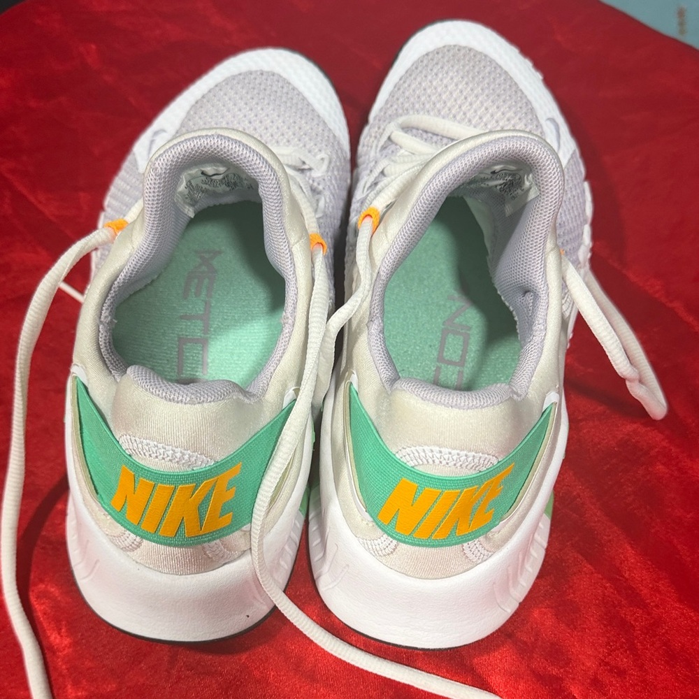 Nike White Sneakers with Green and Orange Accents - Picture 3 of 7